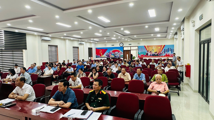 PHƯỜNG ĐỊNH CÔNG TỔ CHỨC TIẾP SÓNG HỘI NGHỊ TRỰC TUYẾN TRIỂN KHAI THI HÀNH LUẬT THỦ ĐÔ SỐ 02/2026/QH16- Ảnh 2.