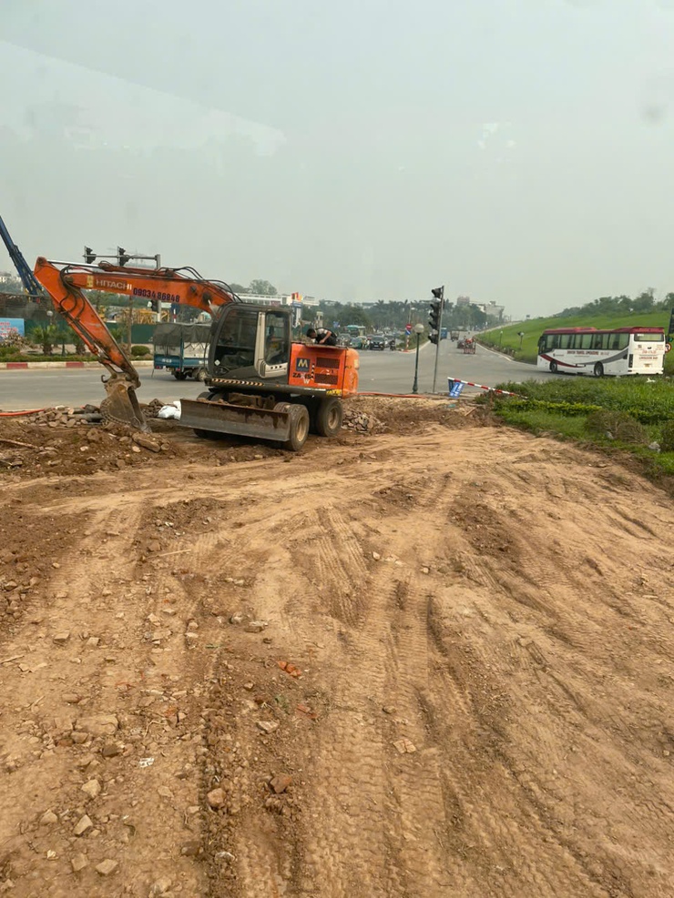 Phường Bồ Đề: Sâu sát cơ sở, đẩy mạnh Giải phóng mặt bằng Dự án cầu Trần Hưng Đạo với phương châm "Ý Đảng hợp lòng dân"- Ảnh 3.