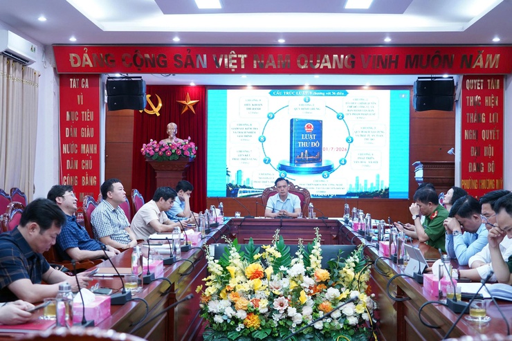 Phường Chương Mỹ tham dự hội nghị trực tuyến triển khai thi hành Luật Thủ đô năm 2026- Ảnh 3.