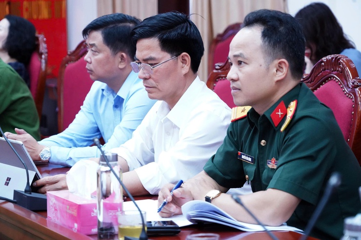 Phường Chương Mỹ tham dự hội nghị trực tuyến triển khai thi hành Luật Thủ đô năm 2026- Ảnh 4.