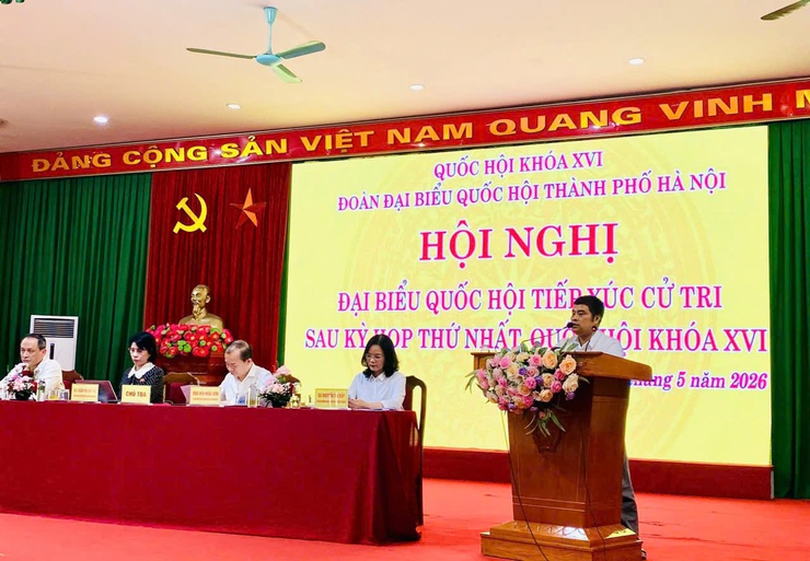 Đại biểu Quốc hội thành phố Hà Nội tiếp xúc cử tri đơn vị bầu cử số 05- Ảnh 2.