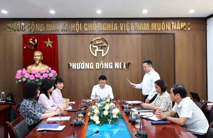 Đông Ngạc công bố quyết định thành lập Ban đại diện Hội đồng quản trị Ngân hàng Chính sách xã hội phường- Ảnh 1.