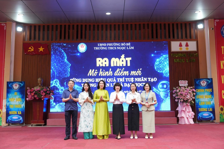 TRƯỜNG THCS NGỌC LÂM TỔ CHỨC LỄ RA MẮT MÔ HÌNH ĐIỂM: “ỨNG DỤNG HIỆU QUẢ TRÍ TUỆ NHÂN TẠO (AI) TRONG QUẢN LÝ VÀ DẠY HỌC”- Ảnh 15.
