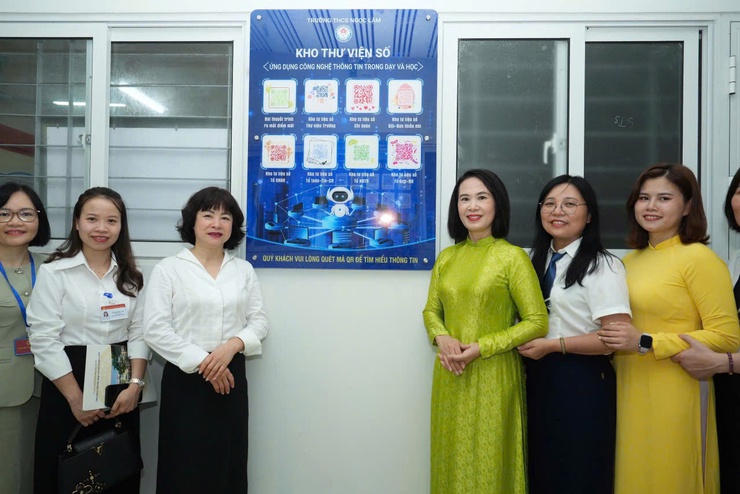 TRƯỜNG THCS NGỌC LÂM TỔ CHỨC LỄ RA MẮT MÔ HÌNH ĐIỂM: “ỨNG DỤNG HIỆU QUẢ TRÍ TUỆ NHÂN TẠO (AI) TRONG QUẢN LÝ VÀ DẠY HỌC”- Ảnh 14.