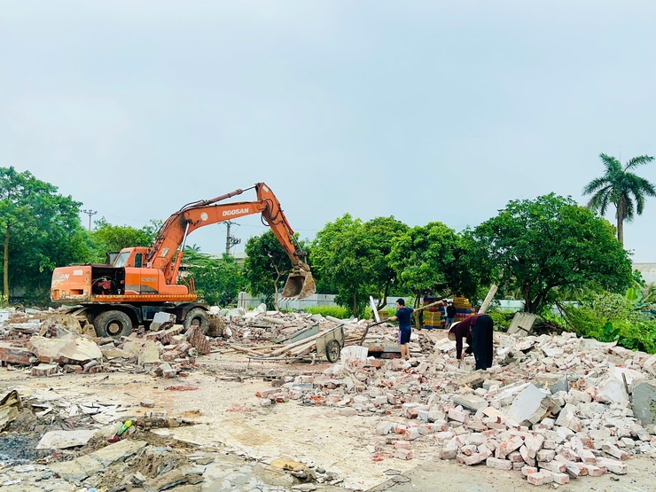 Phú Nghĩa tổ chức bảo vệ thi công giải phóng mặt bằng phục vụ Dự án đầu tư xây dựng hạ tầng kỹ thuật Cụm công nghiệp Đông Phú Yên- Ảnh 3.
