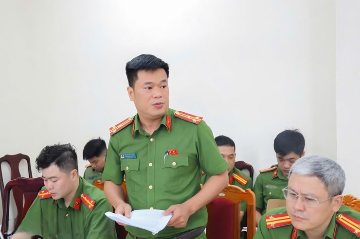 Công an xã Phú Nghĩa tham dự tọa đàm nâng cao vai trò Công an cấp xã trong giải quyết “điểm nghẽn” của Thành phố trên địa bàn- Ảnh 2.