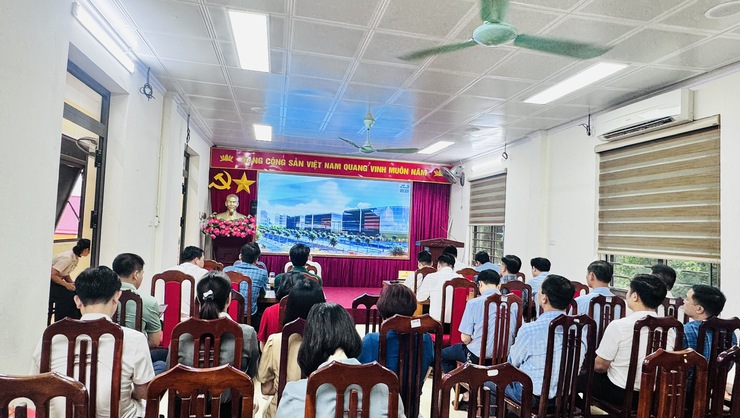 Hội nghị triển khai, thi hành Luật Thủ đô năm 2026 tới 126 xã, phường trên địa bàn Hà Nội- Ảnh 2.