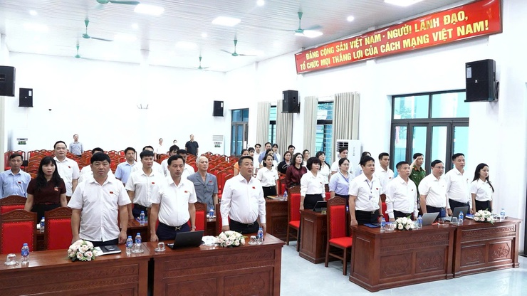 HĐND xã Bình Minh thông qua 4 Nghị quyết quan trọng tại kỳ họp chuyên đề- Ảnh 1.