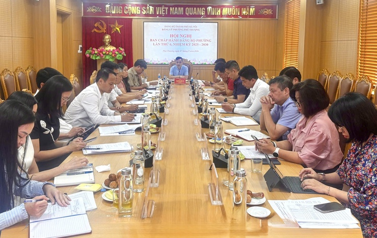 Phường Phú Thượng tổ chức Hội nghị lần thứ Sáu Ban Chấp hành Đảng bộ phường nhiệm kỳ 2025–2030- Ảnh 1.