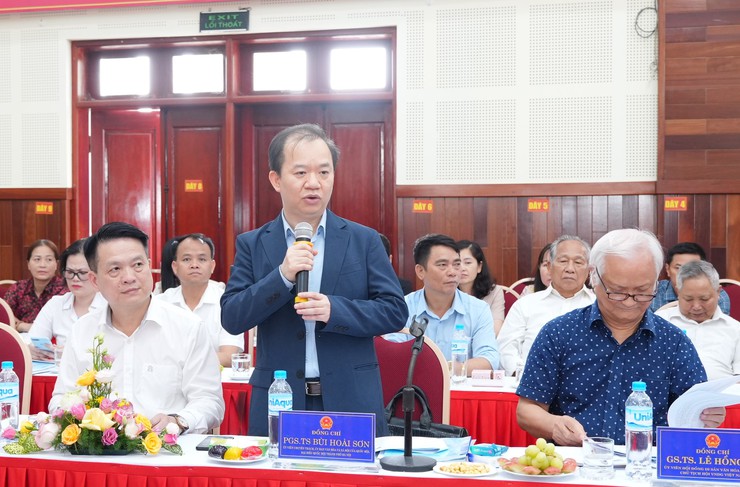 Xã Phù Đổng tổ chức Hội thảo khoa học về bảo vệ, phát huy giá trị di sản văn hóa Lễ hội Gióng và Di tích Quốc gia đặc biệt đền Phù Đổng. - Ảnh 7.