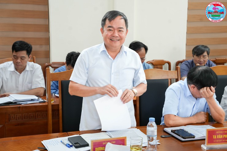 ĐẢNG ỦY XÃ HƯNG ĐẠO TỔ CHỨC HỘI NGHỊ BAN CHẤP HÀNH ĐẢNG BỘ XÃ THÁNG 5 NĂM 2026- Ảnh 1.