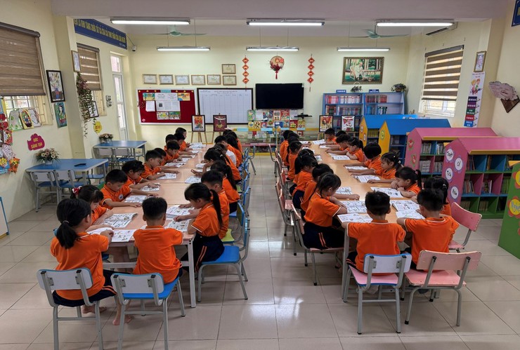 Trường tiểu học Cự Khối gieo mầm văn hóa đọc - Nuôi dưỡng tâm hồn học sinh tiểu học
- Ảnh 3.