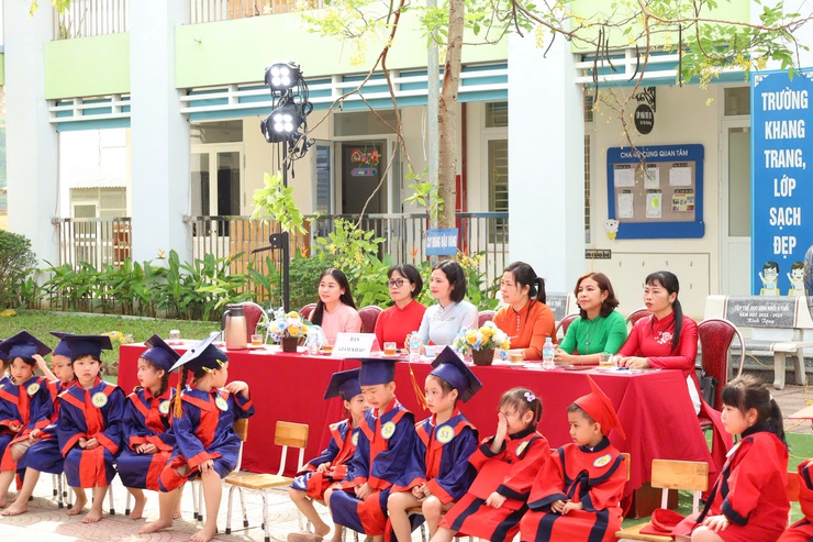 Sôi nổi Chung kết Hội thi " Rung chuông vàng " liên phường, xã năm học 2025 - 2026- Ảnh 2.