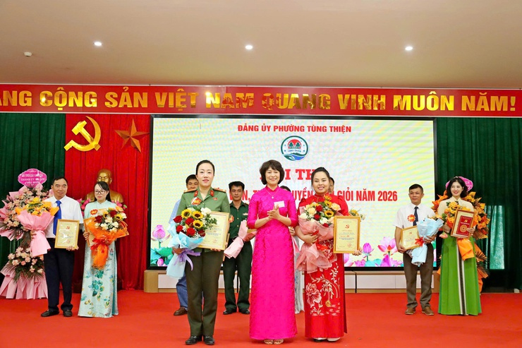 Sôi nổi Hội thi Báo cáo viên, tuyên truyền viên giỏi phường Tùng Thiện năm 2026- Ảnh 16.