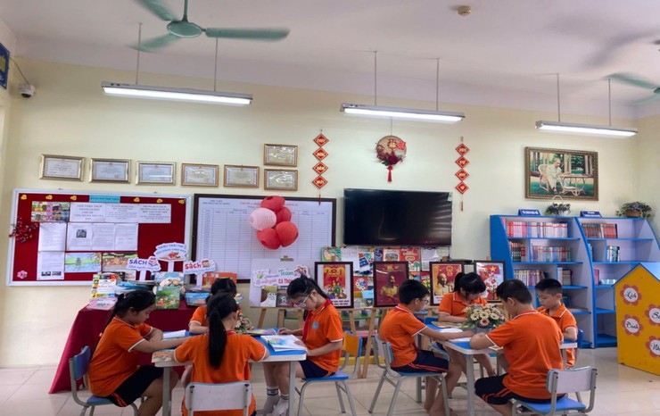 Trường tiểu học Cự Khối gieo mầm văn hóa đọc - Nuôi dưỡng tâm hồn học sinh tiểu học
- Ảnh 4.