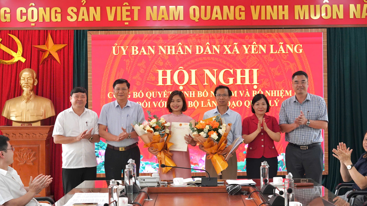 Yên Lãng trao quyết định bổ nhiệm, bổ nhiệm lại cán bộ- Ảnh 5.