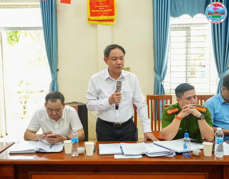 THƯỜNG TRỰC ĐẢNG ỦY XÃ HƯNG ĐẠO LÀM VIỆC VỚI THÔN YÊN NỘI- Ảnh 4.
