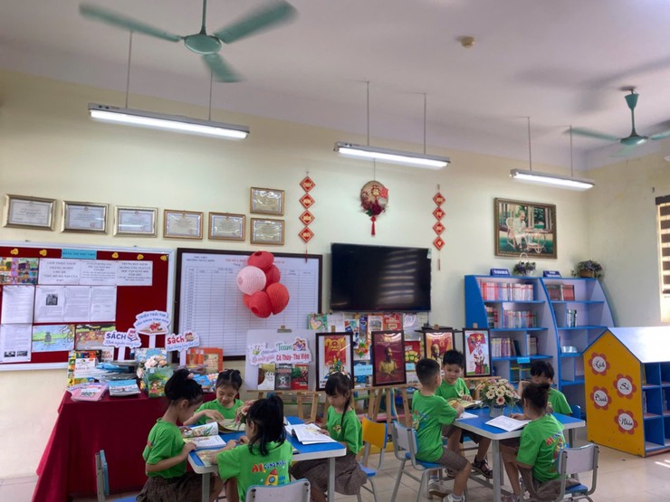 Trường tiểu học Cự Khối gieo mầm văn hóa đọc - Nuôi dưỡng tâm hồn học sinh tiểu học
- Ảnh 6.