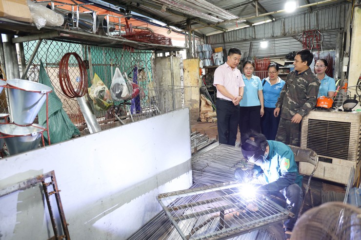Hội LHPN xã Chương Dương: Đẩy mạnh kiểm tra nguồn vốn vay ưu đãi qua Ngân hàng chính sách xã hội- Ảnh 2.