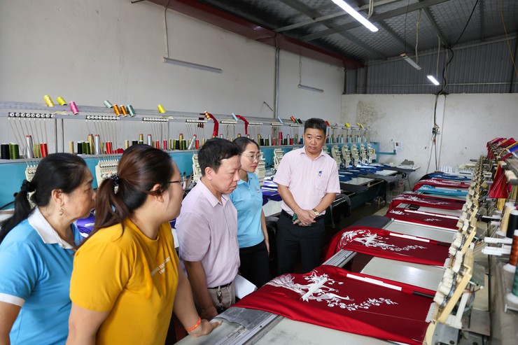 Hội LHPN xã Chương Dương: Đẩy mạnh kiểm tra nguồn vốn vay ưu đãi qua Ngân hàng chính sách xã hội- Ảnh 3.