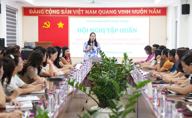 Bát Tràng tập huấn, bồi dưỡng kiến thức phòng chống tai nạn thương tích trong trường học- Ảnh 1.
