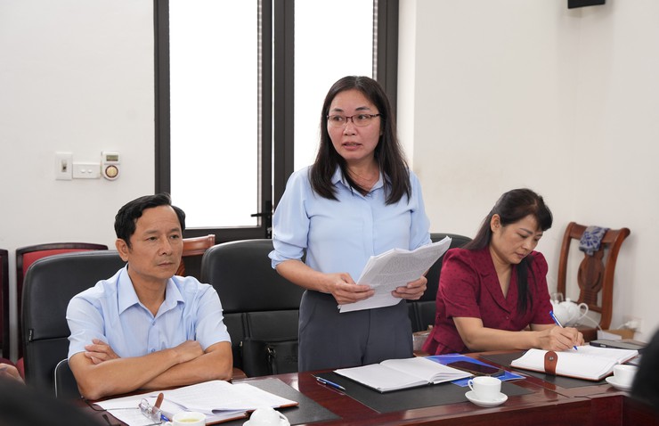 Đoàn khảo sát Thành phố Hà Nội khảo sát việc thực hiện phong trào "Toàn dân bảo vệ an ninh Tổ quốc" tại xã Bát Tràng- Ảnh 4.