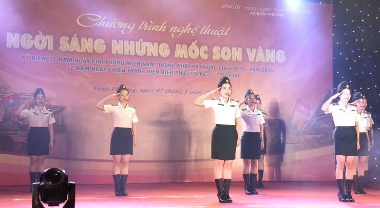 Chương trình nghệ thuật “Ngời sáng những mốc son vàng”- Ảnh 11.