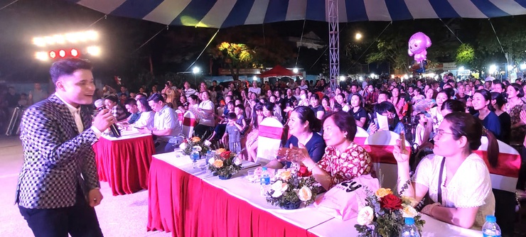 Chương trình nghệ thuật “Ngời sáng những mốc son vàng”- Ảnh 13.