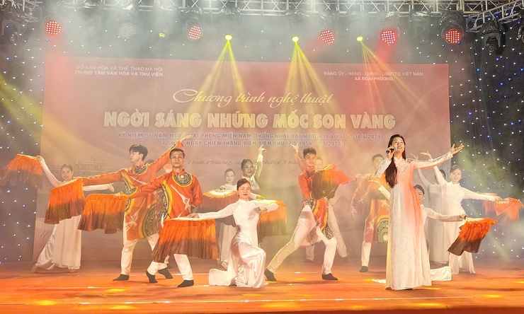 Chương trình nghệ thuật “Ngời sáng những mốc son vàng”- Ảnh 5.