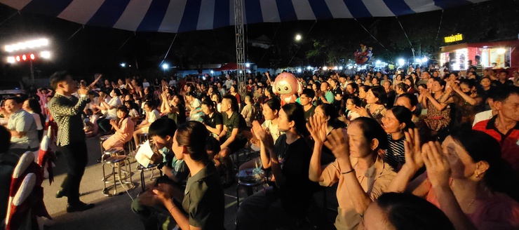 Chương trình nghệ thuật “Ngời sáng những mốc son vàng”- Ảnh 15.