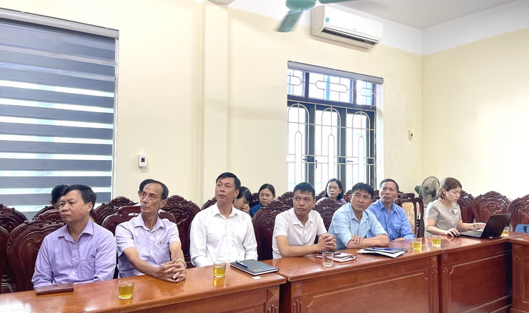 Đoàn đại biểu Quốc hội thành phố Hà Nội đơn vị bầu cử số 6 tiếp xúc cử tri- Ảnh 4.