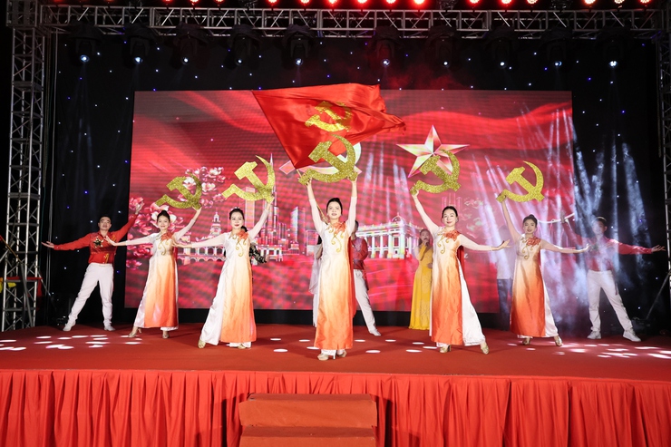 HOÀ XÁ PHỐI HỢP TỔ CHỨC CHƯƠNG TRÌNH NGHỆ THUẬT “HÀO KHÍ VIỆT NAM VANG MÃI” NHÂN DỊP KỶ NIỆM 72 NĂM CHIẾN THẮNG ĐIỆN BIÊN PHỦ (07/05/1954 - 07/05/2026)- Ảnh 2.