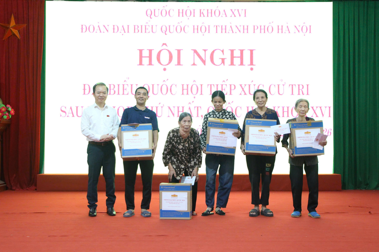 Đại biểu Quốc hội tiếp xúc cử tri sau Kỳ họp thứ nhất, Quốc hội khóa XVI tại xã Ô Diên- Ảnh 6.