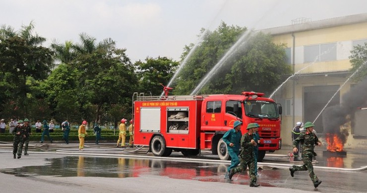 Vi phạm quy định về phòng cháy, chữa cháy có thể bị truy cứu trách nhiệm hình sự- Ảnh 2.
