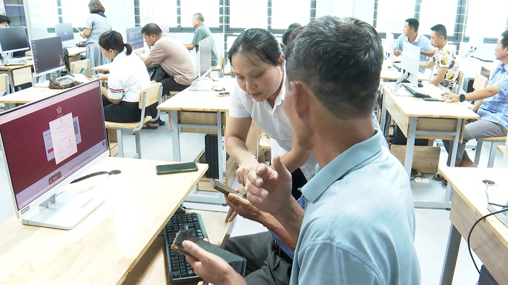Xã Phú Xuyên: Từng bước hiện đại hóa nền hành chính bằng chuyển đổi số”- Ảnh 4.