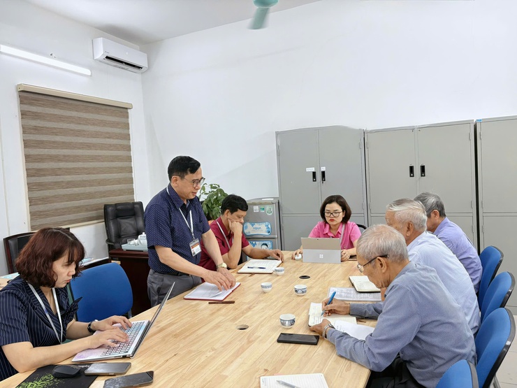 Ủy ban MTTQ Việt Nam phường làm việc với các Hội quần chúng đánh giá kết quả hoạt động quý I và triển khai nhiệm vụ trọng tâm quý II/2026- Ảnh 2.