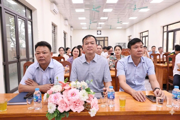 XÃ HOÀ XÁ THAM DỰ HỘI NGHỊ QUÁN TRIỆT, TRIỂN KHAI THI HÀNH LUẬT THỦ ĐÔ- Ảnh 1.