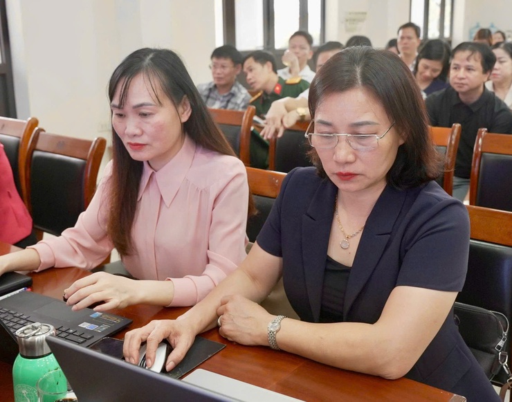 Thành phố Hà Nội tổ chức Hội nghị triển khai, thi hành Luật thủ đô số 02/2026/QH16- Ảnh 6.