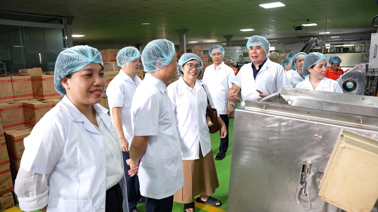 Hội Nông dân xã Dương Hoà đón đoàn công tác tỉnh Nghệ An đến học tập, trao đổi kinh nghiệm- Ảnh 6.