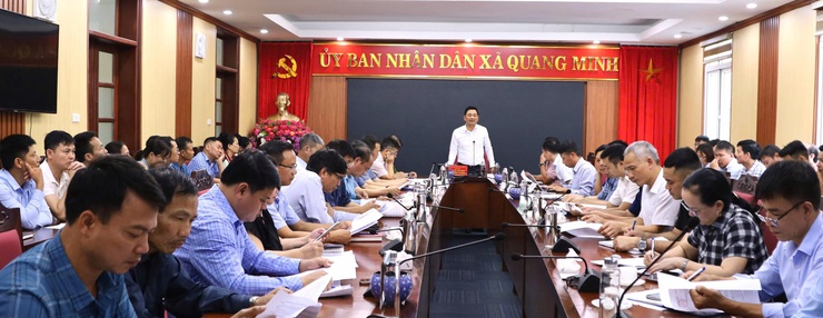 Xã Quang Minh họp Ban Chỉ đạo triển khai công trình khẩn cấp xử lý ngập úng- Ảnh 4.