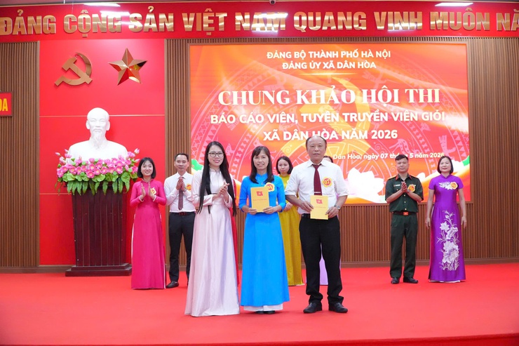  CHUNG KHẢO HỘI THI BÁO CÁO VIÊN, TUYÊN TRUYỀN VIÊN GIỎI XÃ DÂN HOÀ NĂM 2026: ĐƯA NGHỊ QUYẾT ĐẢNG VÀO CUỘC SỐNG- Ảnh 17.