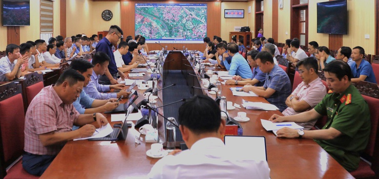 Xã Quang Minh họp Ban Chỉ đạo triển khai công trình khẩn cấp xử lý ngập úng- Ảnh 2.