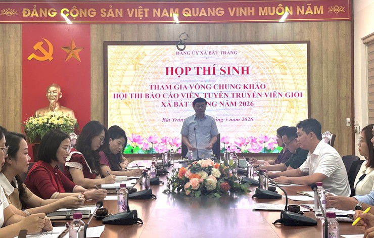 Đảng ủy xã Bát Tràng gặp mặt các thí sinh vào vòng chung khảo Hội thi báo cáo viên, tuyên truyền viên giỏi năm 2026- Ảnh 2.