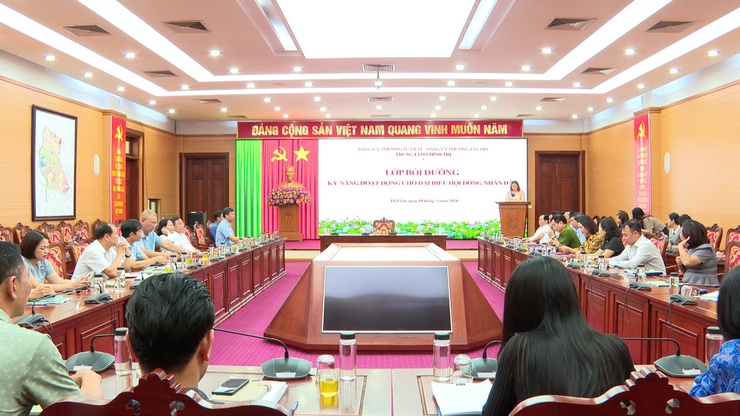 Từ Liêm tổ chức lớp bồi dưỡng kỹ năng hoạt động cho đại biểu HĐND các phường Từ Liêm, Tây Mỗ năm 2026

- Ảnh 1.