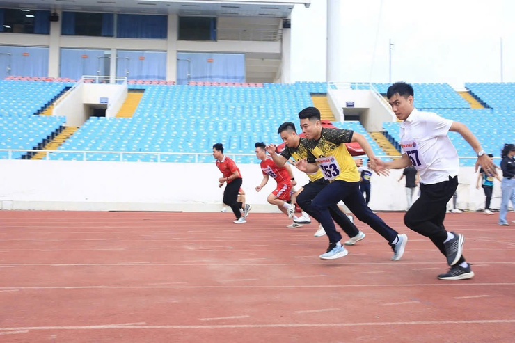 Công an xã Nam Phù tích cực tham gia giải "Chiến sĩ Công an khỏe" năm 2026- Ảnh 3.