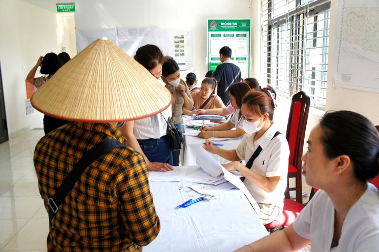 Phường Phú Thượng tổ chức hội nghị tuyên truyền kiến thức an toàn thực phẩm và khám sức khỏe cho các cơ sở sản xuất, kinh doanh thực phẩm- Ảnh 3.
