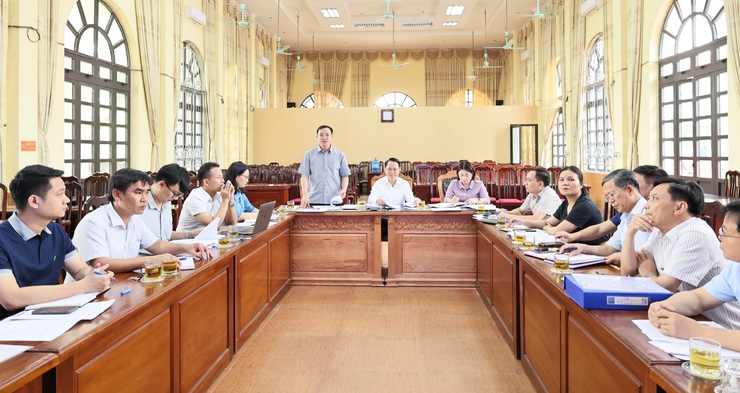 Quảng Bị tổ chức Hội nghị tháo gỡ khó khăn, vướng mắc trong thực hiện dự án cải tạo, xây dựng Trường THPT Chúc Động- Ảnh 2.