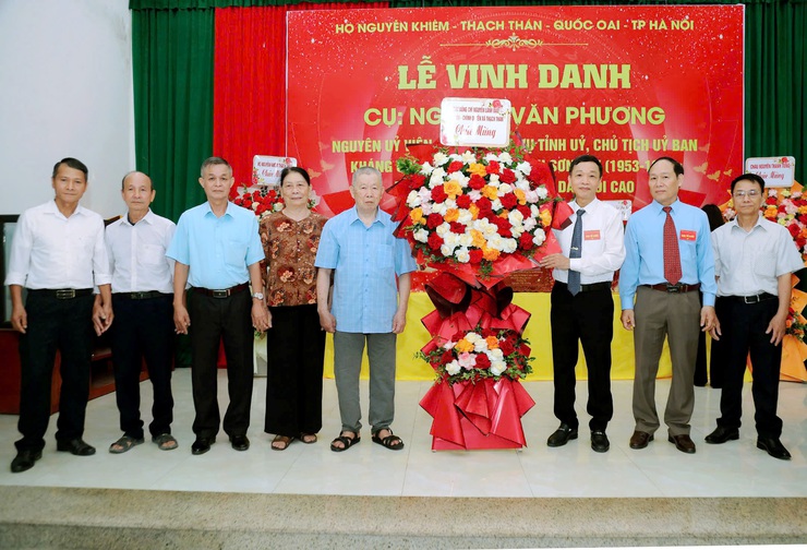 Vinh danh người con ưu tú của dòng họ Nguyễn Khiêm Thạch Thán- Ảnh 6.