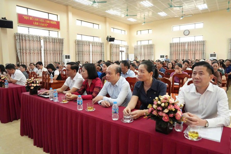 BỒI DƯỠNG NGHIỆP VỤ CÔNG TÁC MẶT TRẬN CHO CÁN BỘ 4 XÃ THANH OAI, BÌNH MINH, TAM HƯNG, DÂN HÒA- Ảnh 4.