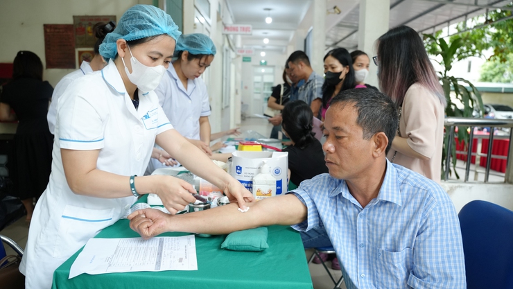 Phường Yên Nghĩa phát động tháng hành động về An toàn, vệ sinh lao động và Tháng công nhân năm 2026- Ảnh 4.